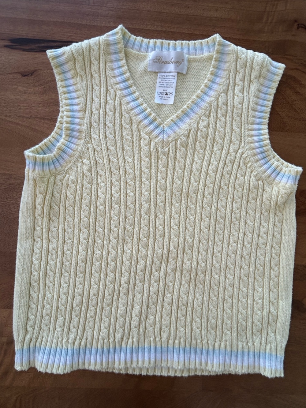 Strasburg Pale Yellow Cable Knit Sleeveless Sweater Vest w/ Pastel Trim Size 6/7